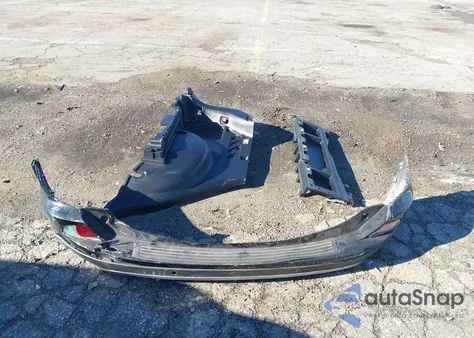 2017 Toyota Rav4 Limited z USA, uszkodzony, nr VIN 2T3YFREV8HW347318